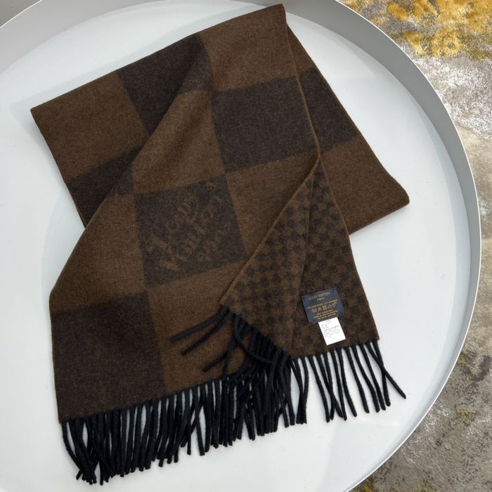 Louis Vuitton Scarf LV00028